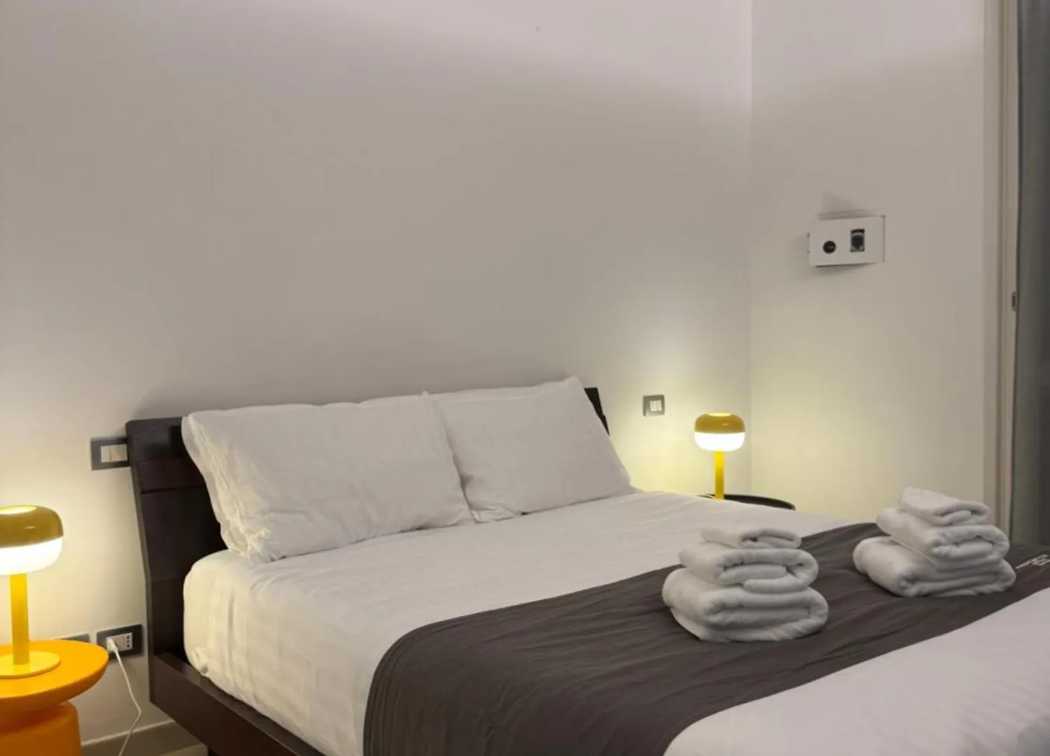 ديسينسانو ديل غاردا Residence Del Lago شقة فندقية ديسينسانو ديل غاردا